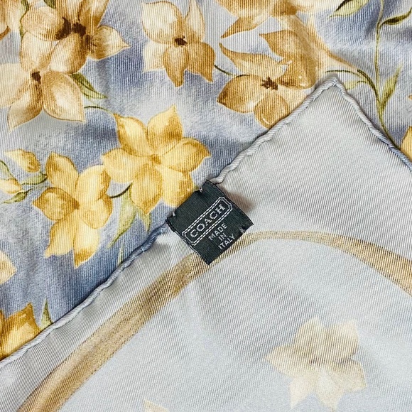 Coach Silk Hanky - Picture 4 of 5